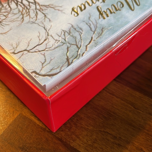 NEVER OPENED BOXED CARDS - 15 CARDS/RED ENVELOPES WITH GOLD FOIL LINING - 5"X7" - Picture 6 of 7